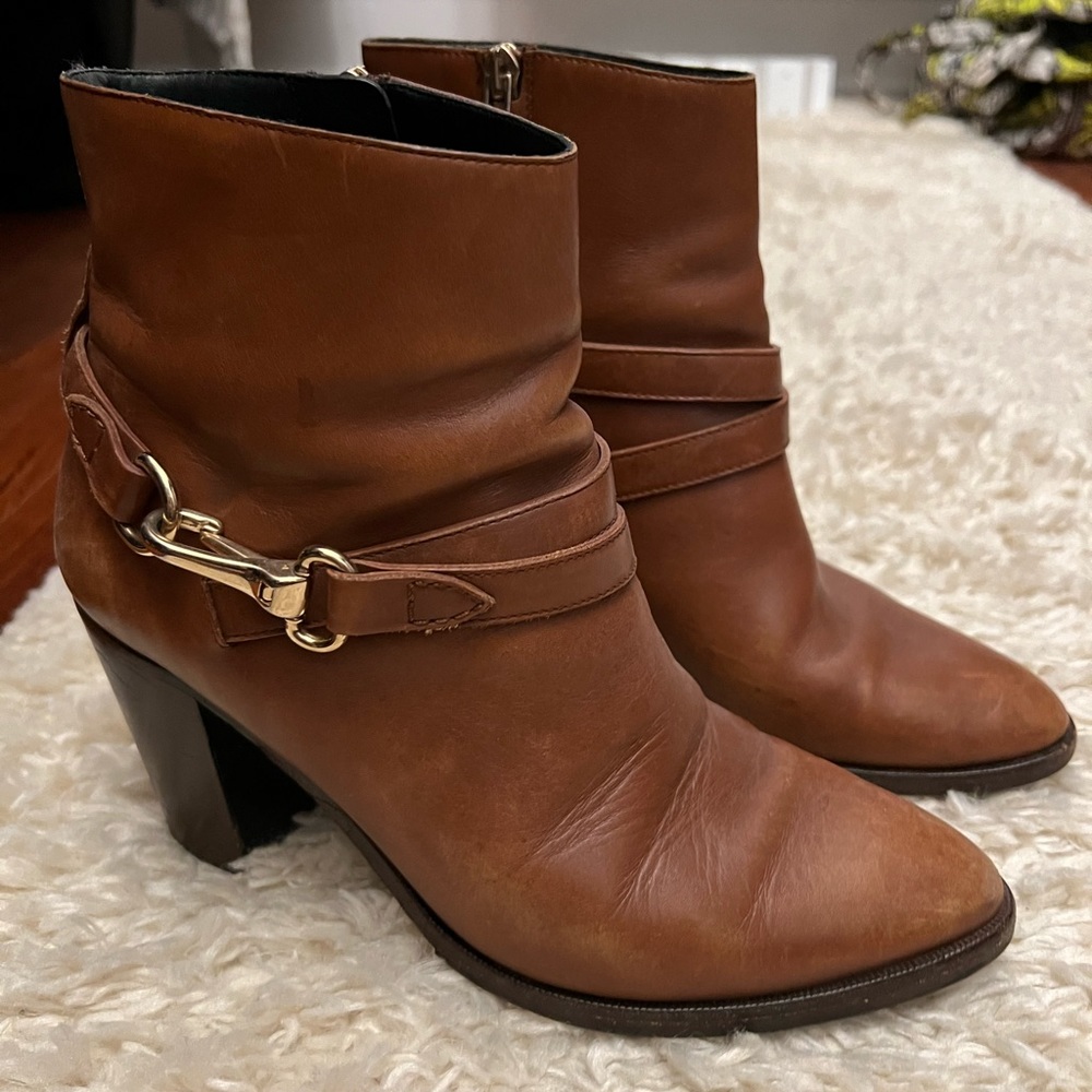 Burberry leather boots